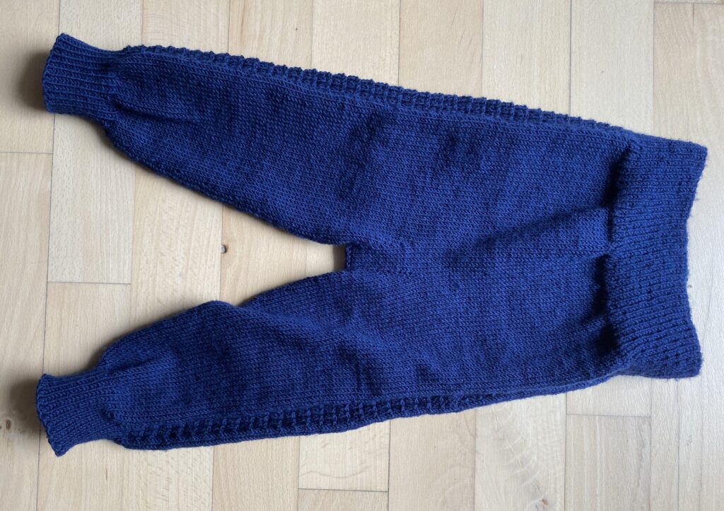 blå bukser