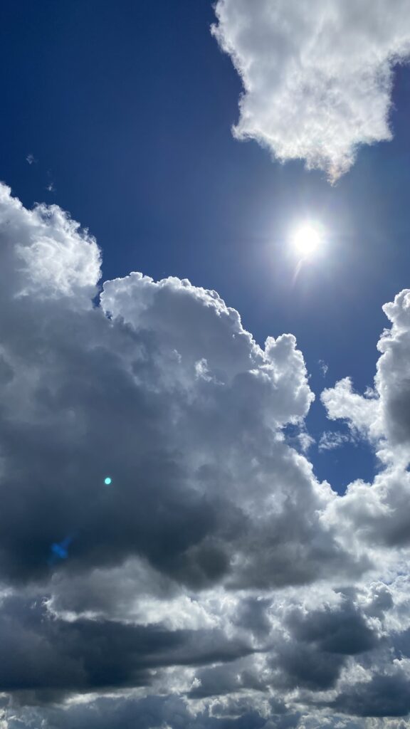 Junihimmel sommer