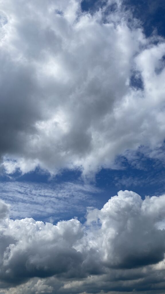 juni himmel