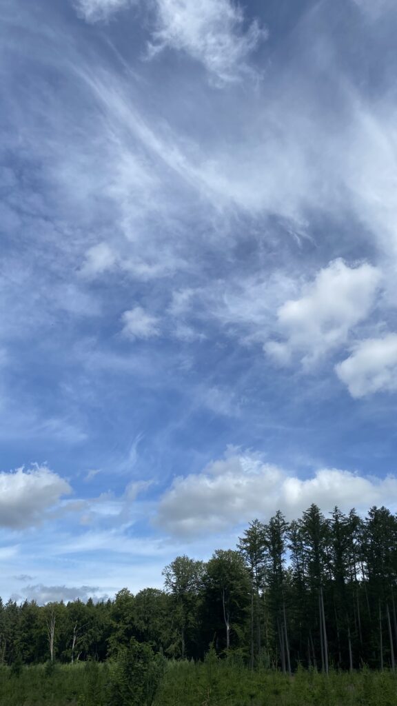 Sommerhimmel i juni