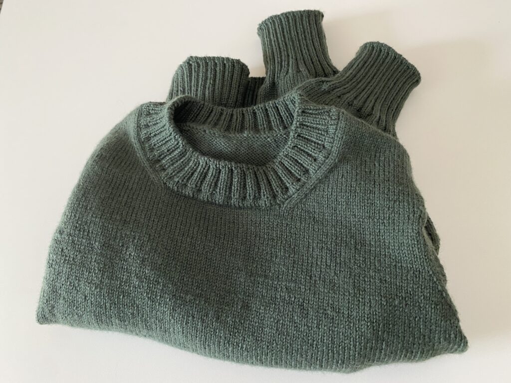 grøn sweater 2